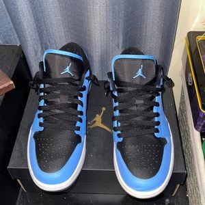 Jordan 1 low UNC black